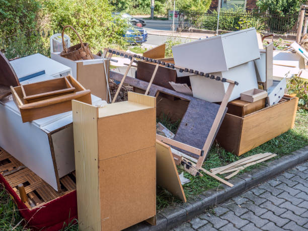 Best Commercial Cleanout Services  in Moriches, NY